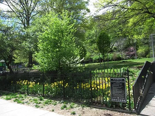 Sold by Harlem Lofts | media 16