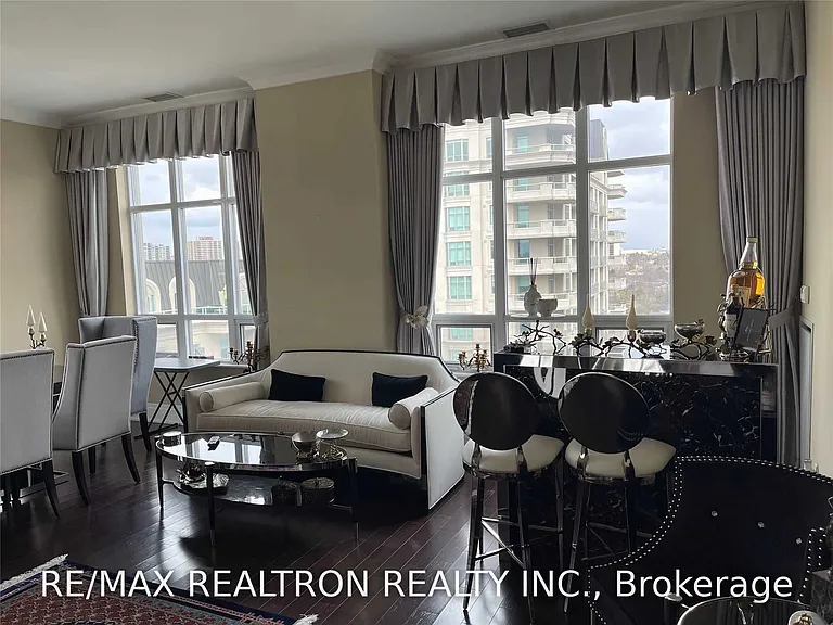 10 Bloorview Pl #1512 — Photo 3
