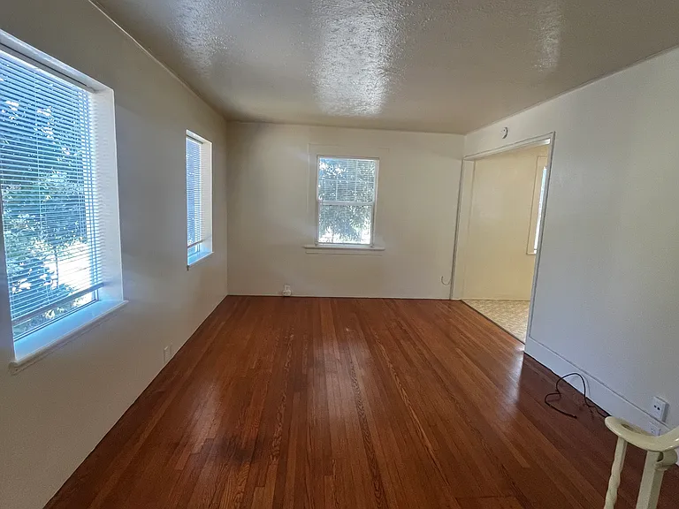 11 B St #11 — Photo 4
