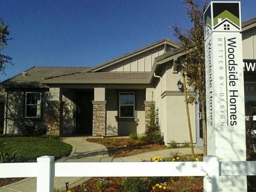 1st image of 10-5547 Lochcarron Dr