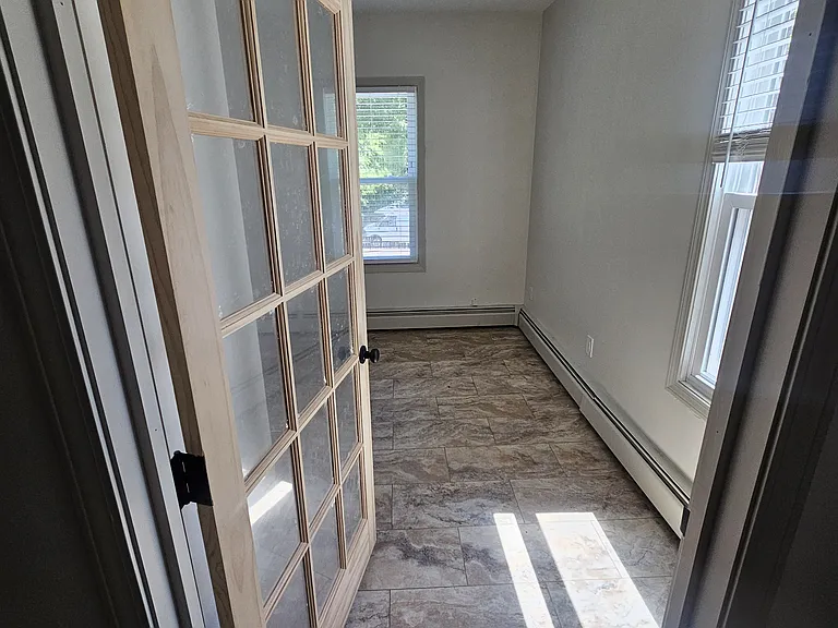 301 Stillwater Rd #6 — Photo 8