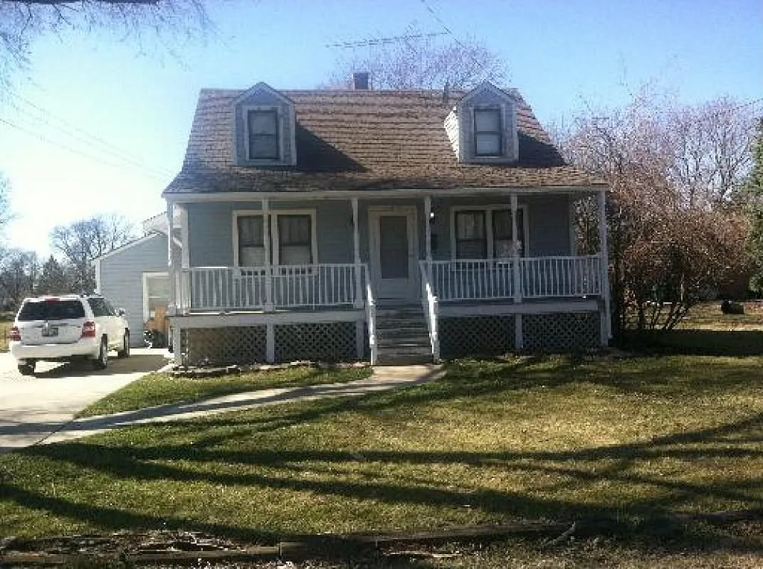 17524 65th Ave photo 1