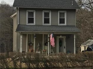 3715 Old Mill Rd, Slatington, PA 18080