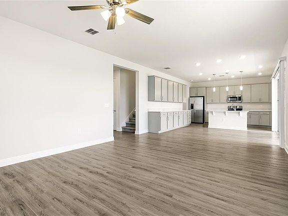 3rd image of 1128 SUGARWOOD STREET