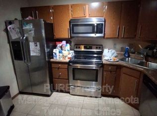 1580 Wheelock Ln APT 205, Saint Paul, MN 55117