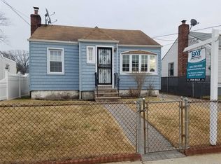 14537 230th Pl, Springfield Gardens, NY 11413
