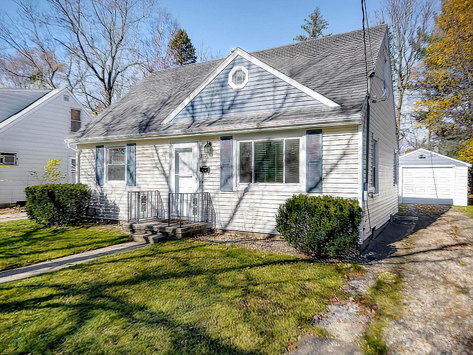 1st image of 222 Fairview Ave
