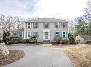 17 Daniels Rd, Mendon, MA 01756