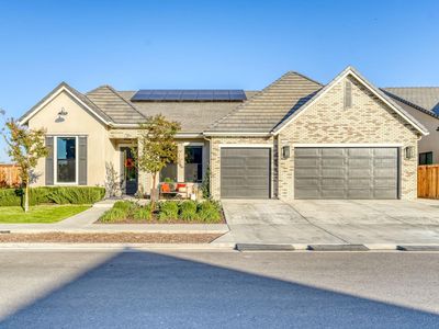 2089 N Preuss Ave, Clovis, CA, 93619