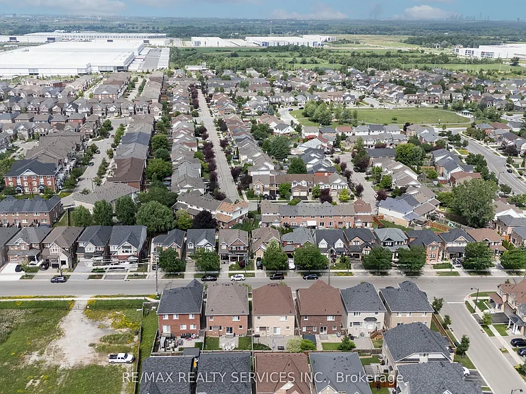 406 Cedar Hedge Rd — Photo 42