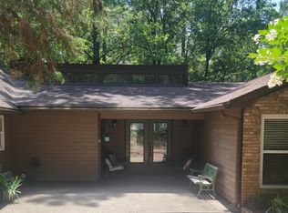 54 Pinewood Dr, Petal, MS 39465