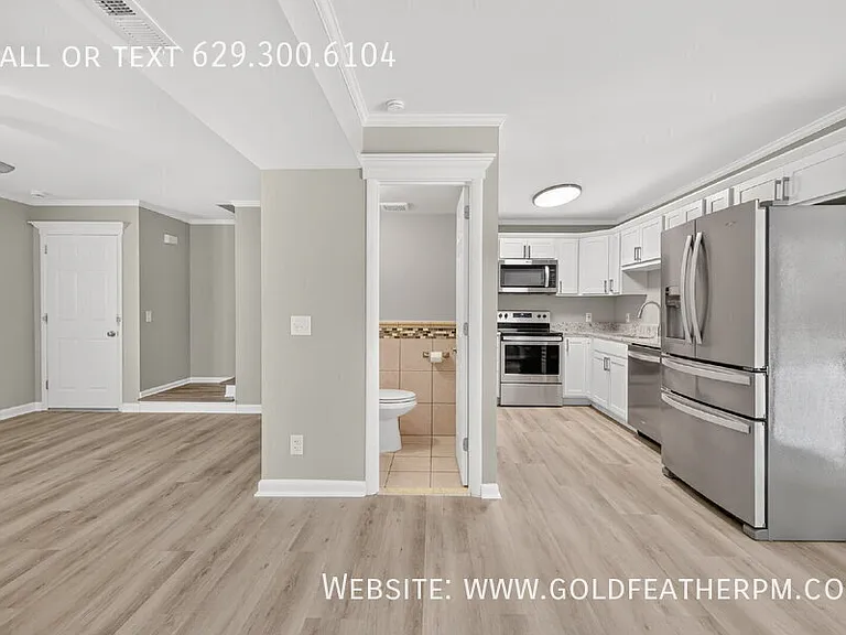 109B Harrow Ct — Photo 11