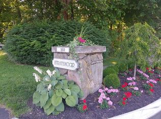 160 Fairfield Woods Rd APT 43, Fairfield, CT 06825