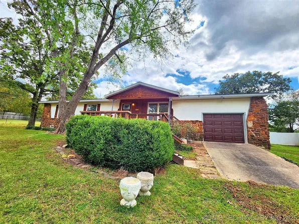 16809 W 790th Rd, Tahlequah, OK 74464