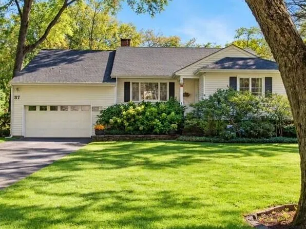 37 Midbrook Ln, Old Greenwich, CT 06870