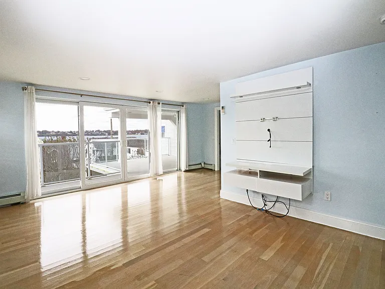249 Tuckerman Ave #2 — Photo 12