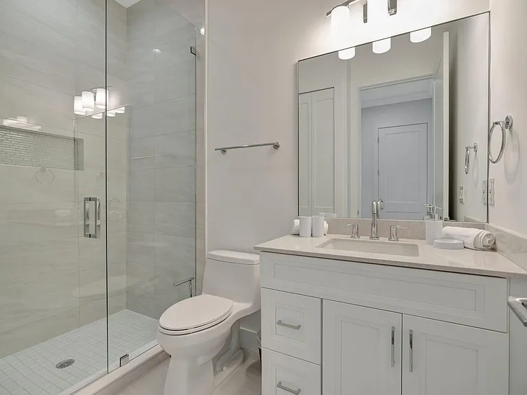 4695 SE Manatee Way — Photo 27