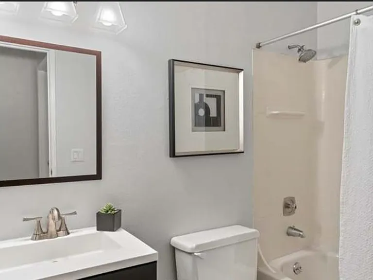 7322 NE 142nd Pl — Photo 8