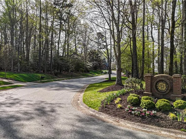213 Yorkshire Dr, Williamsburg, VA 23185