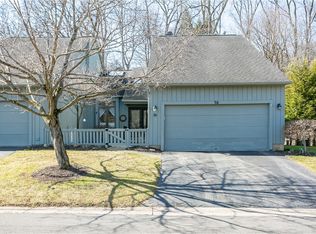 38 Winding Creek Ln, Rochester, NY 14625