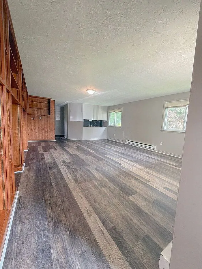 1 bed, 1.0 bath, 792 sqft, $695 — Photo 2