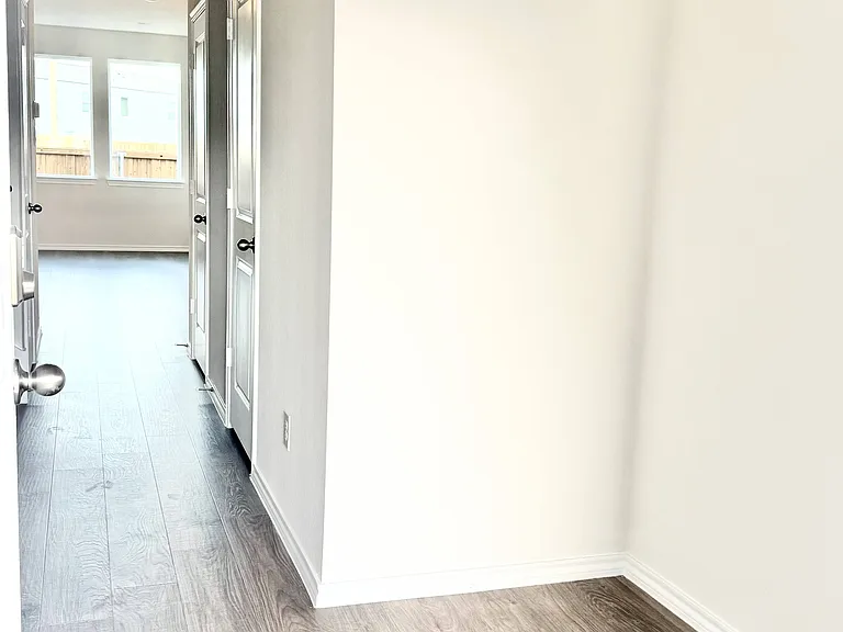 320 Cedar Ct — Photo 7