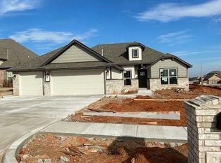 2313 E Thomas Ter, Mustang, OK 73064