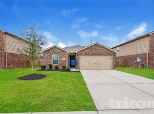656 Totem Trail Dr, La Marque, TX 77568