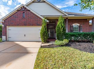 11 Windsinger Ct, Tomball, TX 77375