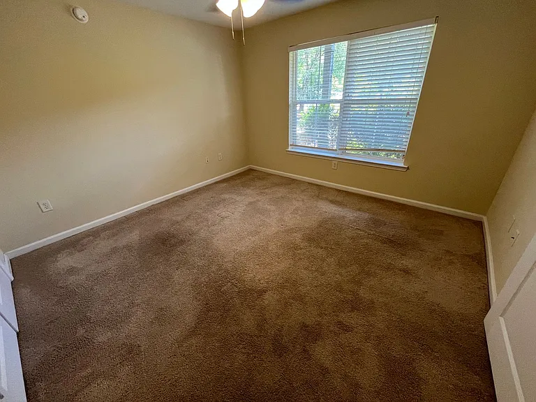 1121 Tree Top Way #1414 — Photo 34