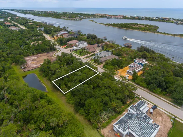 246 S Riverwalk Dr, Palm Coast, FL 32137