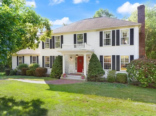 28 Thompson Dr, Sudbury, MA 01776