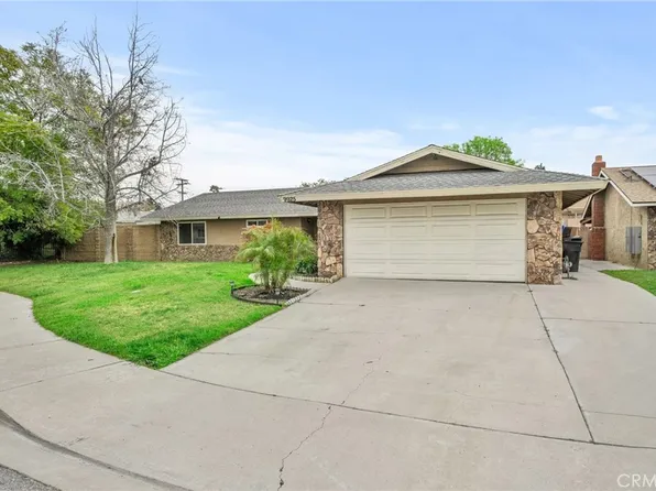 9925 Toyon Ave, Fontana, CA 92335