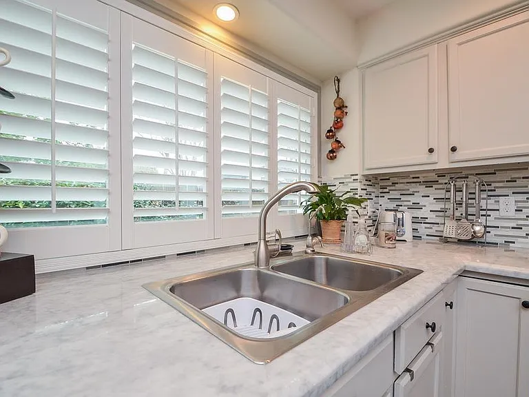 Fully renovated kitchen