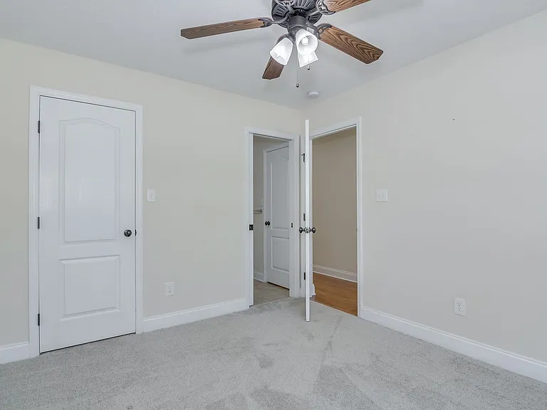 804 Bryan Cir — Photo 21
