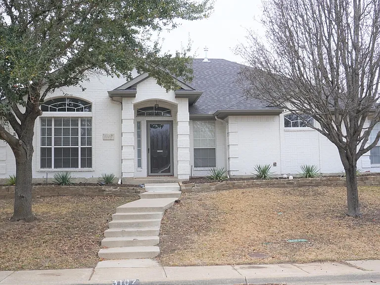 3107 Wildflower Way — Photo 1