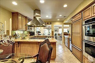 4th image of 4520 Golf Course Dr