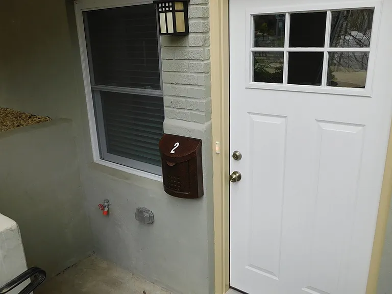 308 Webster St NW #2 — Photo 10