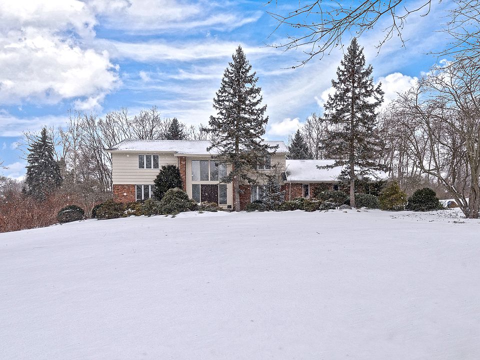 1st image of 31849 Chestnut Ln