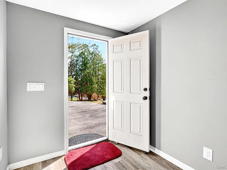 11 Colonel Glenn Dr — Photo 31