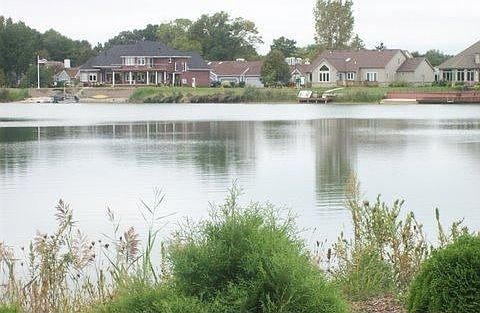 2nd image of 7817 N Moon Lake Dr