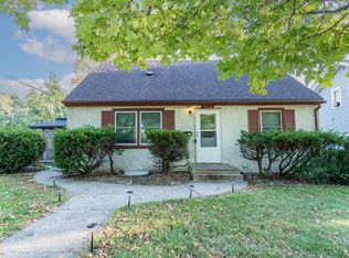 2732 8th Ave E, North Saint Paul, MN 55109