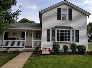 422 W Walnut St, Chillicothe, IL 61523
