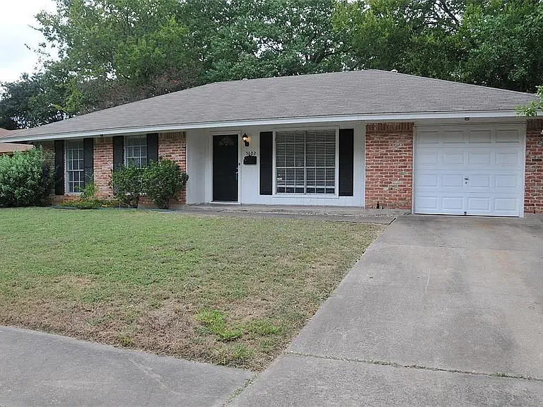 5602 Berry Hill Dr — Photo 2