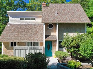 41 Halyard Ln, Mashpee, MA 02649