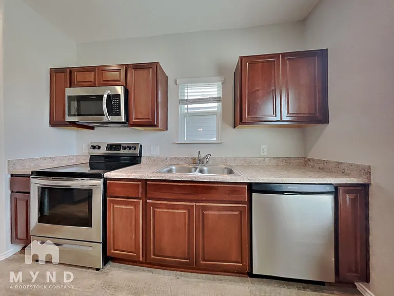 7504 Rose Robin Run Ct — Photo 5