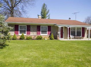 1916 Legoma Dr, Fort Wayne, IN 46819