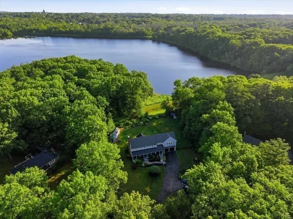 34 Sherman Dr, Scituate, MA 02066