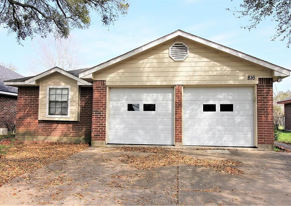 1st image of 816 John Albert Dr