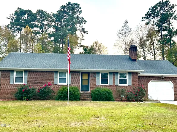214 Cambridge Court, Havelock, NC 28532